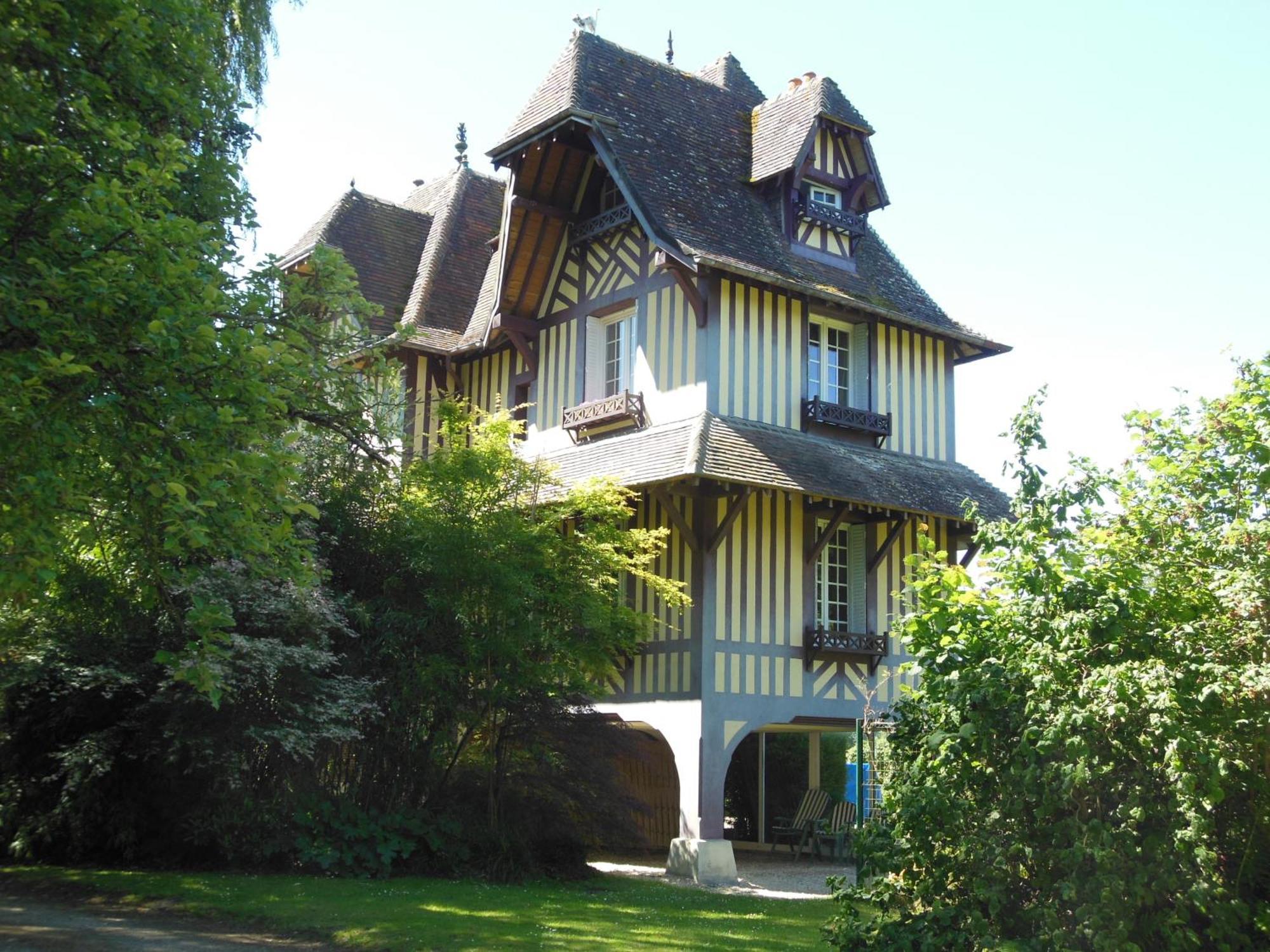 Maison D'Hotes Il Etait Une Fois Pont-Évêque Eksteriør bilde